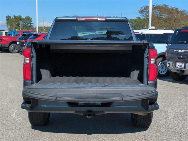 used 2022 Chevrolet Silverado 1500 car, priced at $32,696