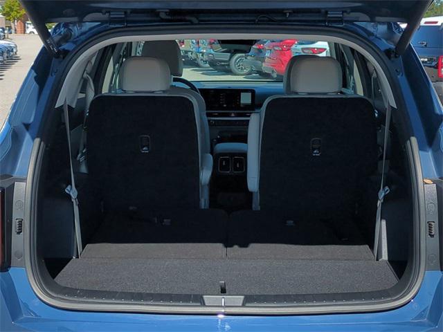 used 2025 Kia Sorento car, priced at $34,605
