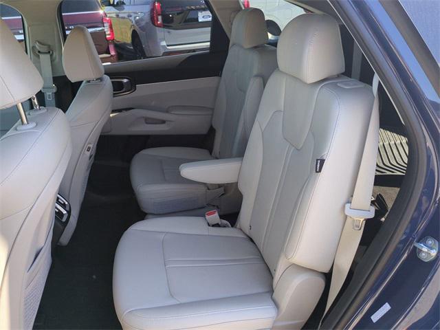 used 2025 Kia Sorento car, priced at $34,605