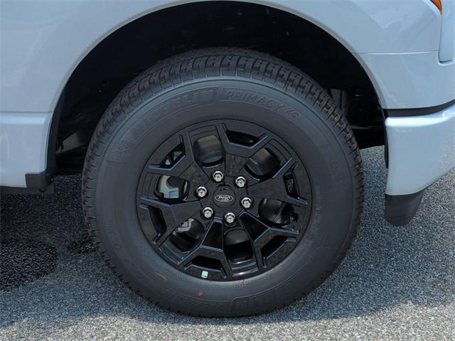 new 2025 Ford F-150 Lightning car, priced at $53,781