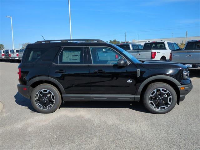 new 2024 Ford Bronco Sport car, priced at $33,311