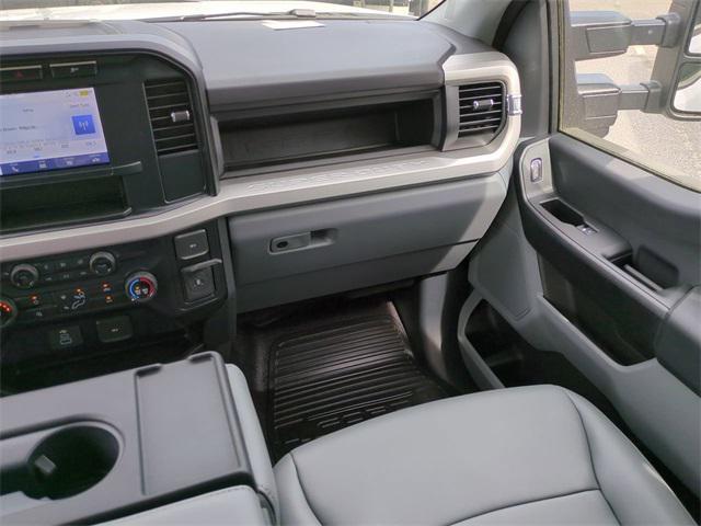 new 2024 Ford F-350 car, priced at $49,156