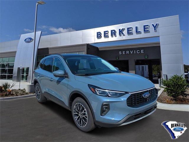 new 2025 Ford Escape PHEV car, priced at $36,053