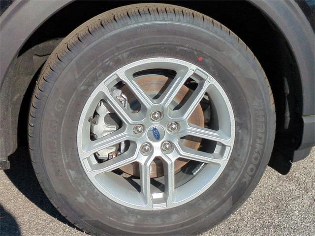 new 2025 Ford Explorer car, priced at $42,145