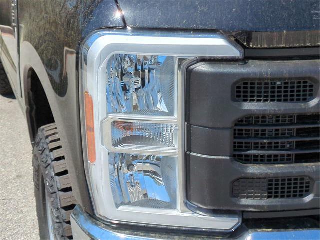 new 2025 Ford F-250 car, priced at $64,621