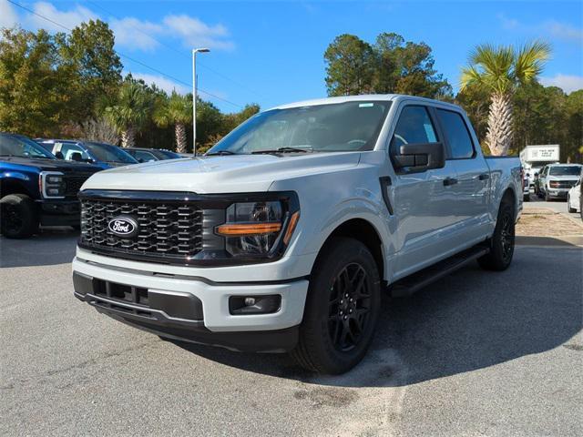 new 2024 Ford F-150 car, priced at $43,232