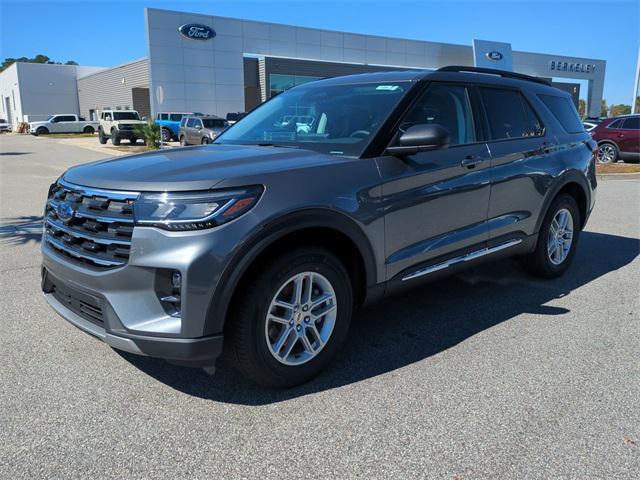 new 2025 Ford Explorer car, priced at $41,852