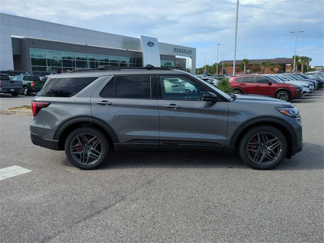 new 2025 Ford Explorer car, priced at $58,694