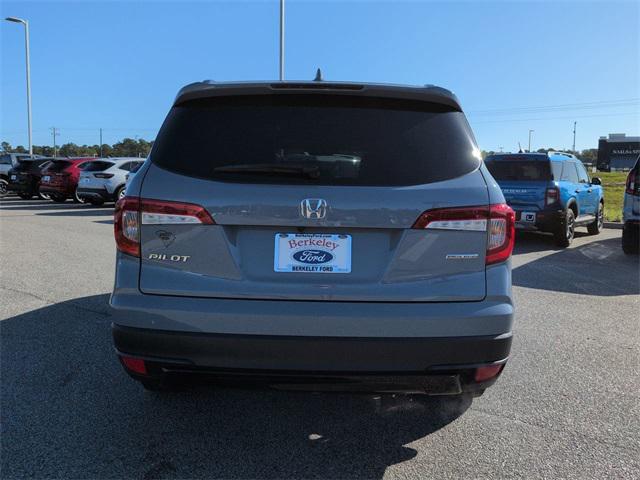 used 2022 Honda Pilot car, priced at $27,165