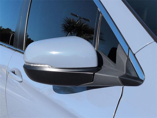 used 2022 Honda Pilot car, priced at $27,165