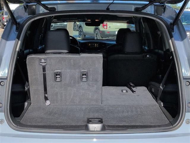 used 2022 Honda Pilot car, priced at $27,165