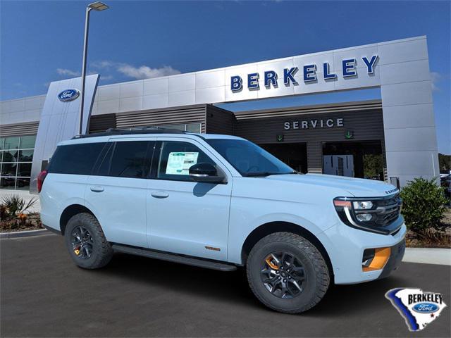 new 2025 Ford Expedition car, priced at $83,279