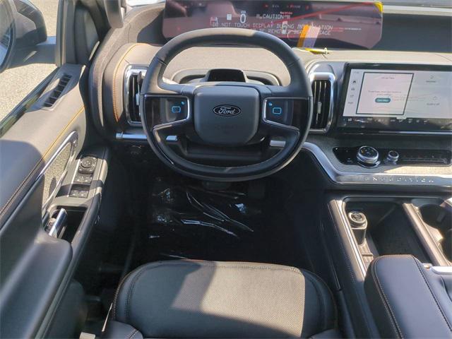 new 2025 Ford Expedition car, priced at $83,279