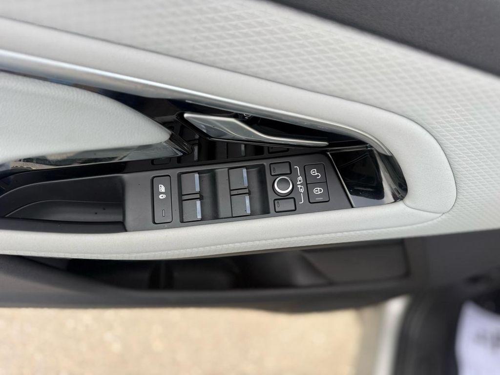 used 2020 Land Rover Range Rover Evoque car, priced at $22,499