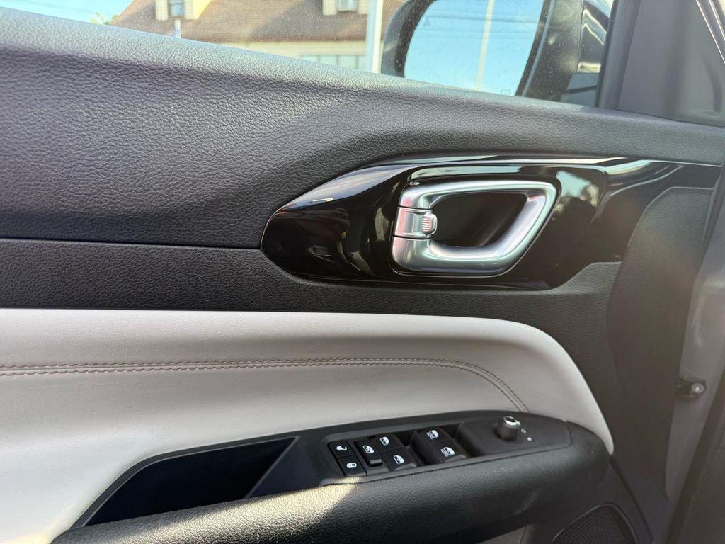 used 2023 Jeep Compass car, priced at $20,299