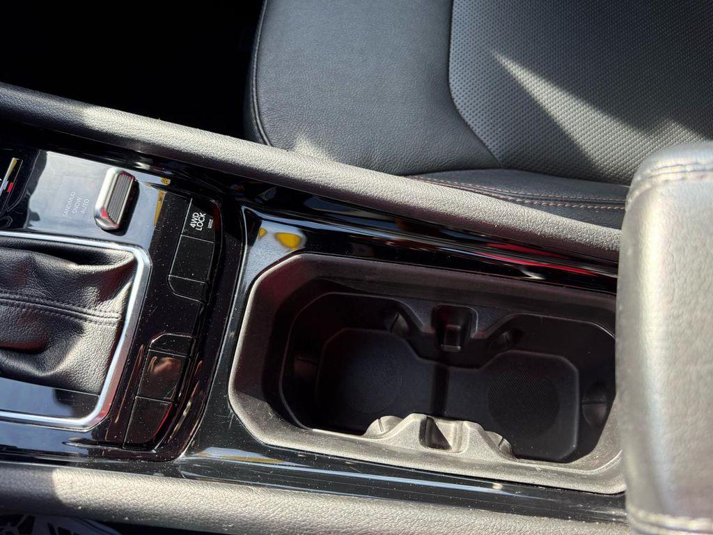 used 2023 Jeep Compass car, priced at $20,299