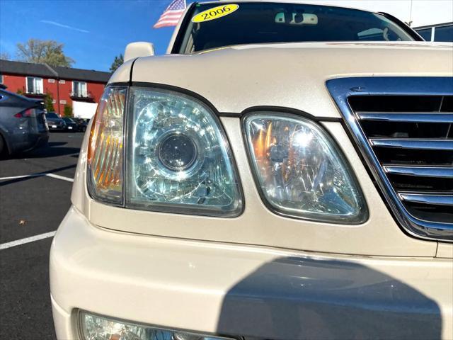 used 2006 Lexus LX 470 car, priced at $17,999