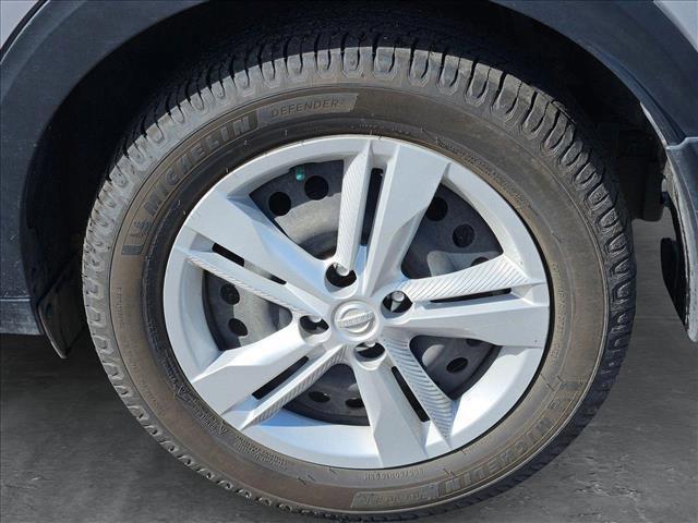 used 2018 Nissan Kicks car, priced at $13,120