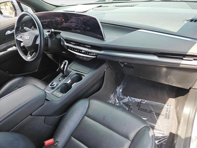 used 2024 Cadillac XT4 car, priced at $31,399