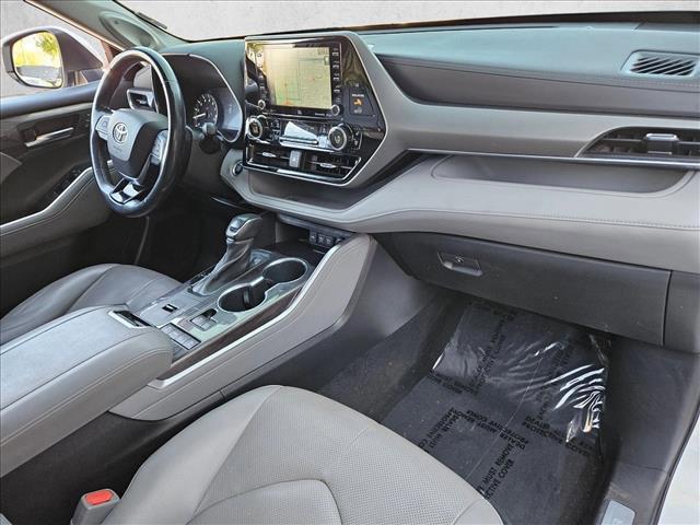 used 2020 Toyota Highlander car, priced at $28,791