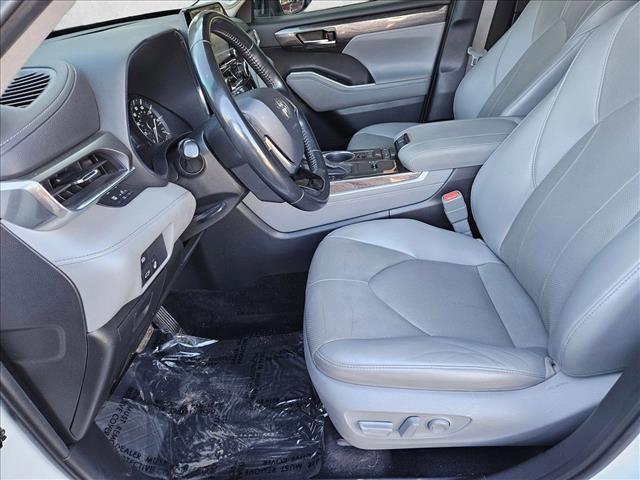 used 2020 Toyota Highlander car, priced at $28,791