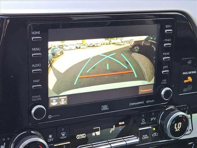 used 2020 Toyota Highlander car, priced at $28,791