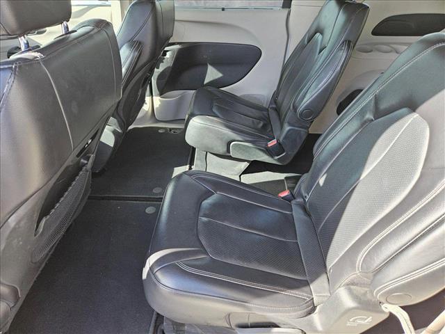 used 2018 Chrysler Pacifica Hybrid car, priced at $25,999