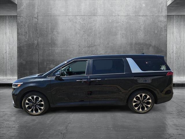 used 2023 Kia Carnival car, priced at $32,990