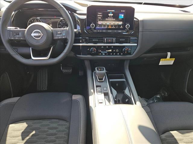 new 2025 Nissan Pathfinder car, priced at $38,164