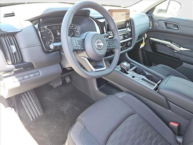 new 2025 Nissan Pathfinder car, priced at $32,590