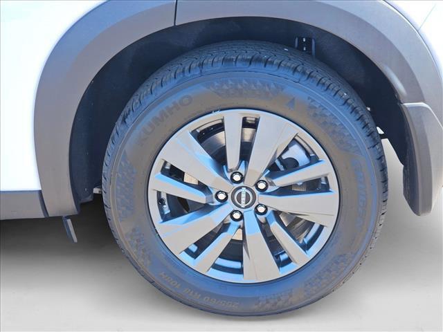 new 2025 Nissan Pathfinder car, priced at $32,590