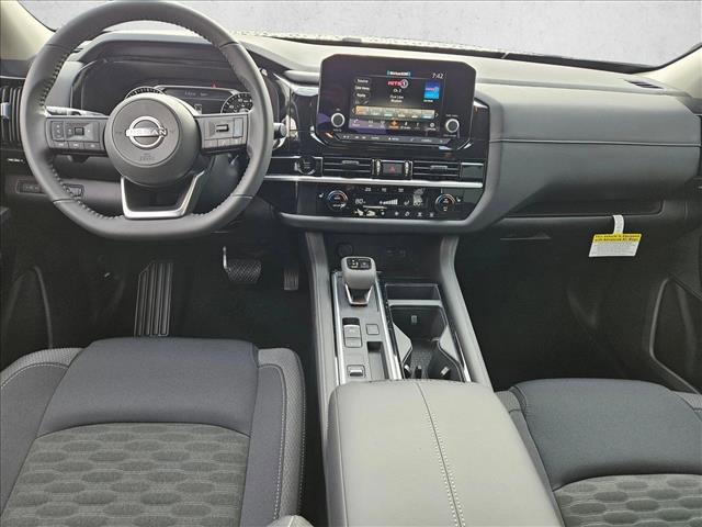 new 2025 Nissan Pathfinder car, priced at $32,590