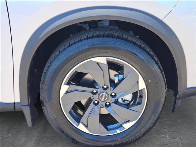 new 2025 Nissan Rogue car, priced at $31,931