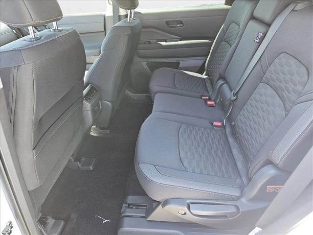 new 2025 Nissan Pathfinder car, priced at $38,675