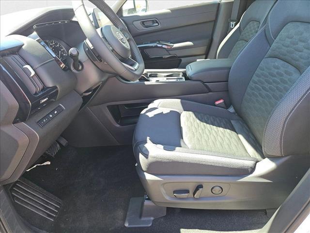 new 2025 Nissan Pathfinder car, priced at $38,675