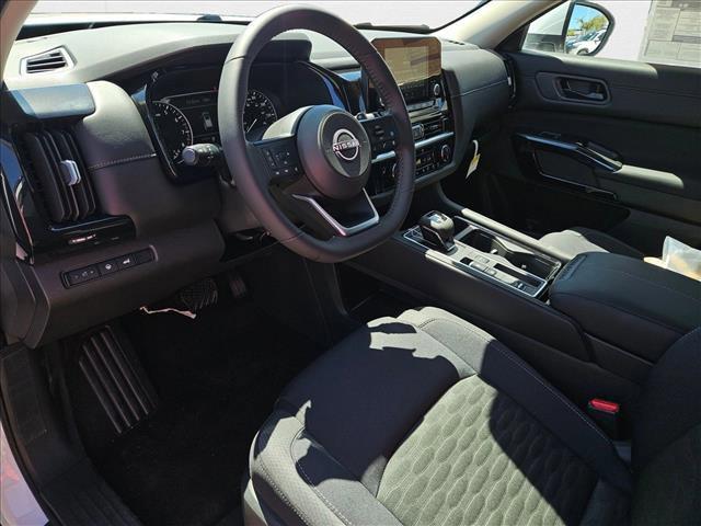 new 2025 Nissan Pathfinder car, priced at $38,675