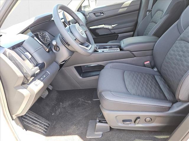 new 2025 Nissan Pathfinder car, priced at $36,880