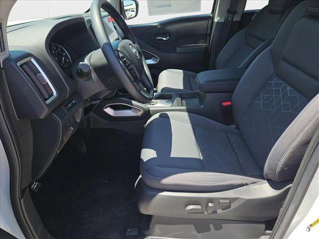 new 2025 Nissan Frontier car, priced at $31,758