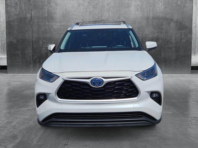 used 2022 Toyota Highlander Hybrid car, priced at $33,679