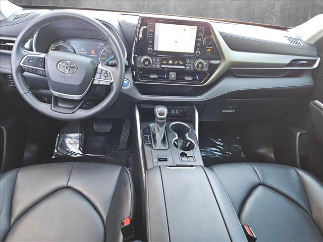 used 2022 Toyota Highlander Hybrid car, priced at $33,679