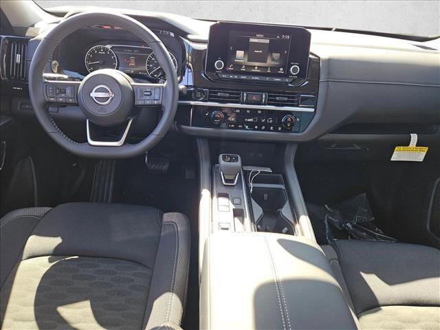 new 2025 Nissan Pathfinder car, priced at $31,890