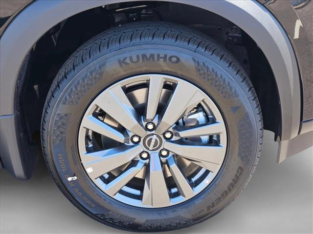 new 2025 Nissan Pathfinder car, priced at $31,890