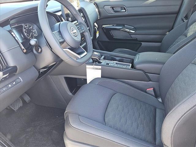 new 2025 Nissan Pathfinder car, priced at $32,790