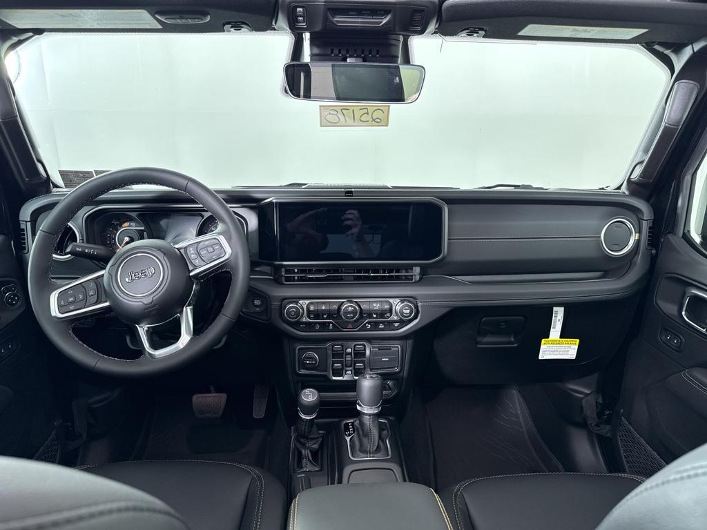 new 2025 Jeep Wrangler car, priced at $52,925