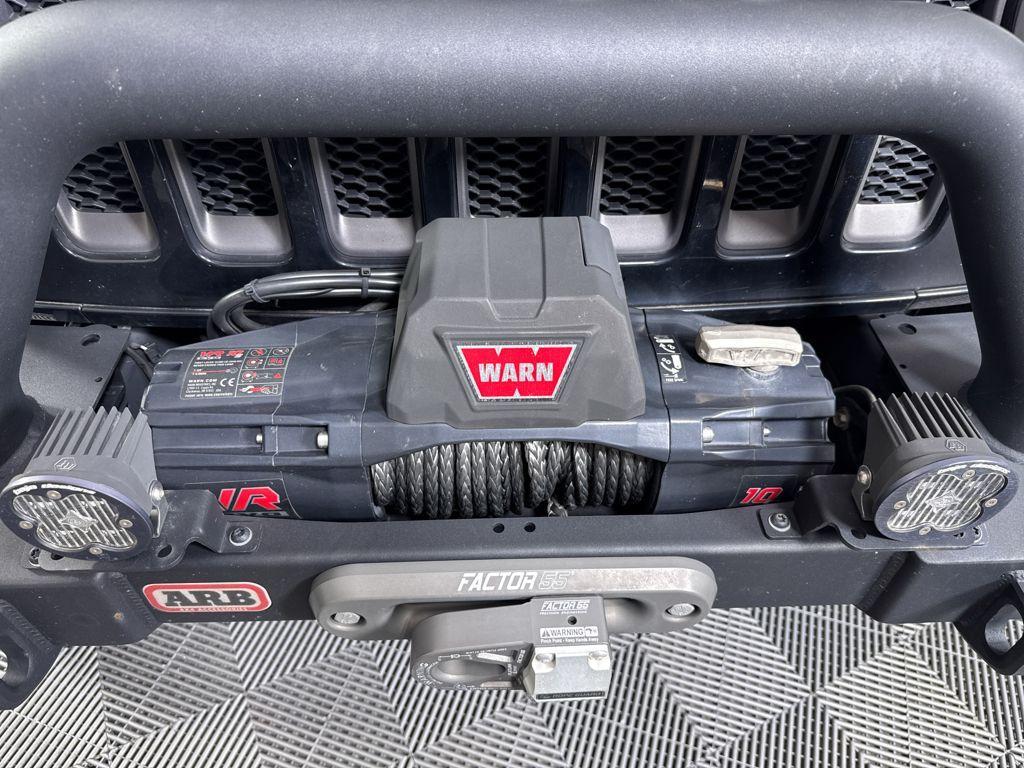 used 2021 Jeep Wrangler Unlimited car, priced at $32,234