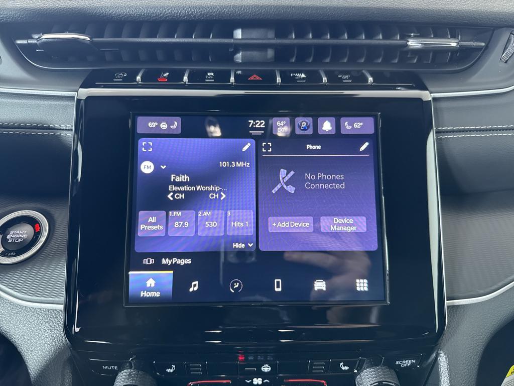 new 2025 Jeep Grand Cherokee car, priced at $43,375