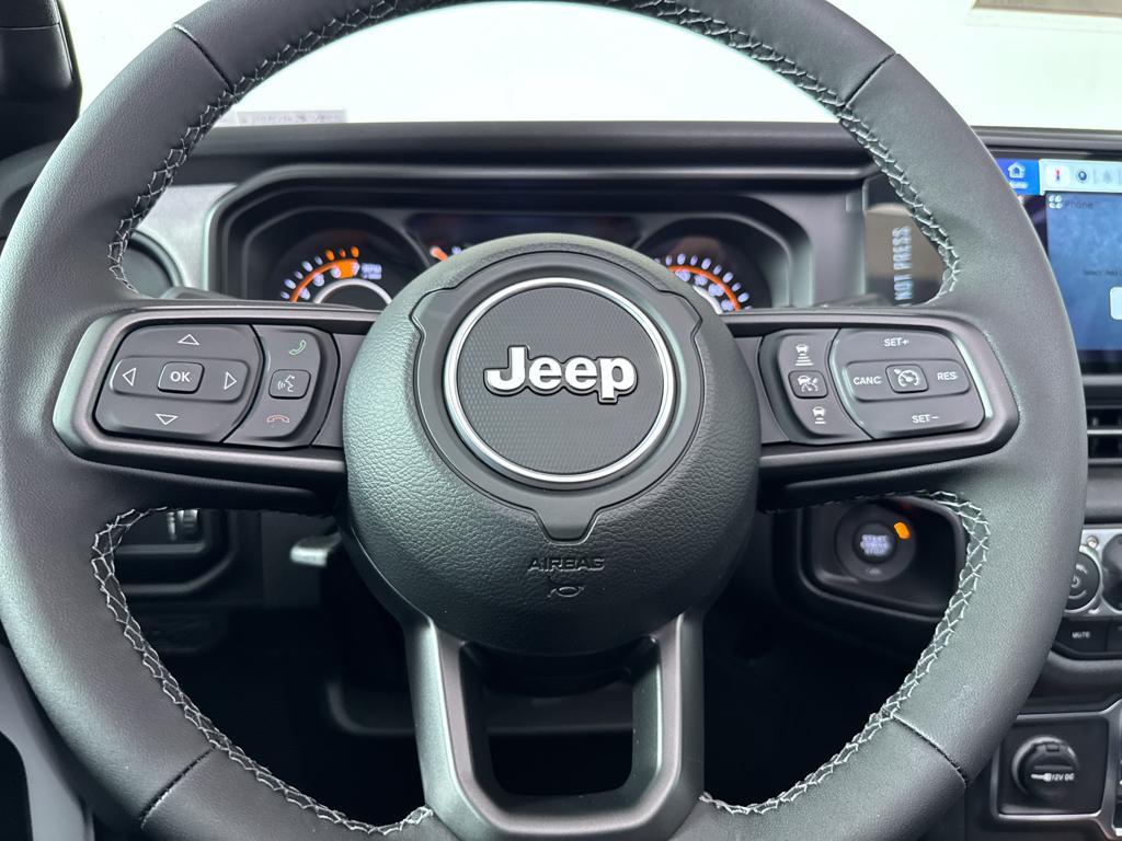new 2025 Jeep Wrangler car, priced at $41,850