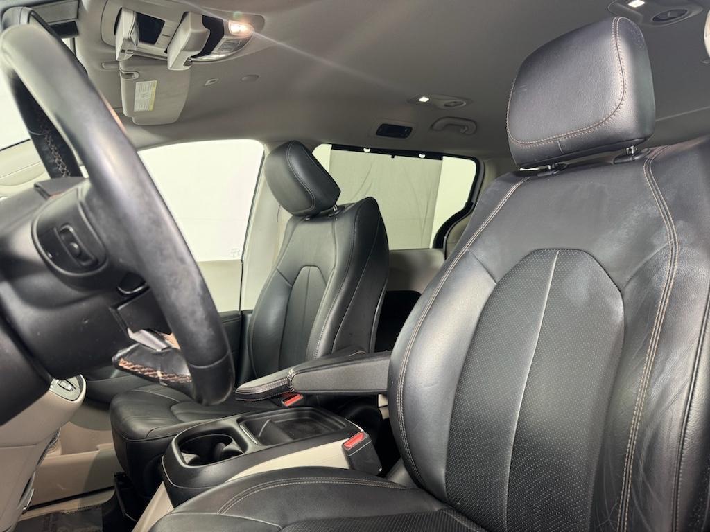 used 2019 Chrysler Pacifica car, priced at $17,788