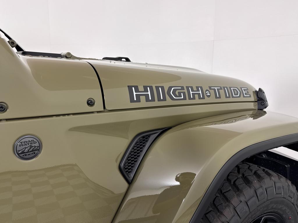 new 2025 Jeep Gladiator car, priced at $46,211