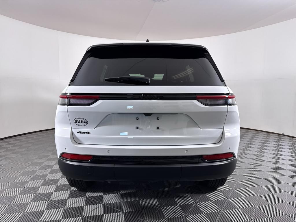 new 2025 Jeep Grand Cherokee car, priced at $41,135